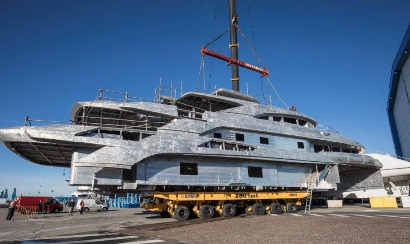 benetti-yacht-fb274