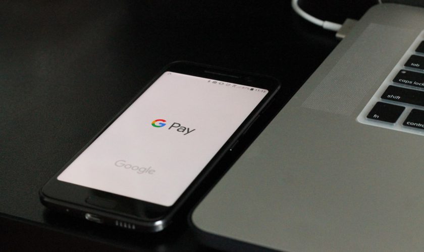 cosa-cercano-su-web-italiani-banche-finanza