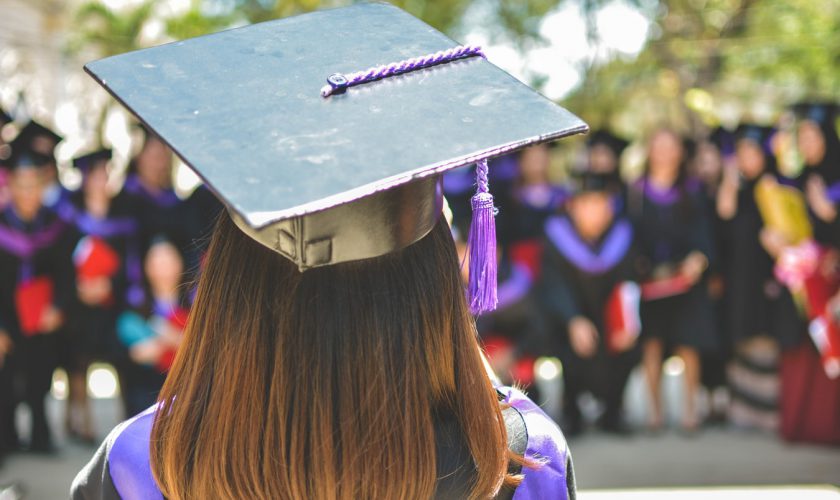 italia-12-donne-1000-laurea-discipline-stem