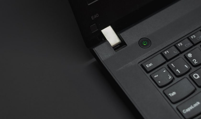 lenovo-ricerca-lontano-ufficio-produttività-spese